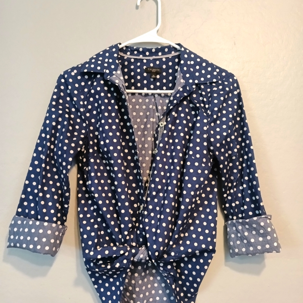 Talbots Long Sleeve Button Up Polka Dot Collared Shirt